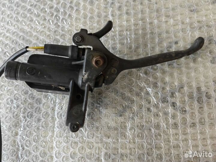 Машинка тормоза BRP Grand Touring 500