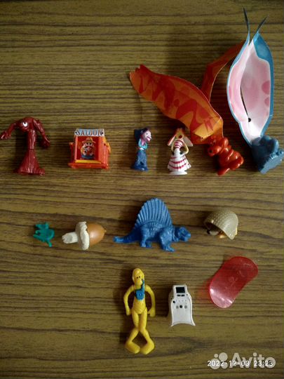 Игрушки из киндера