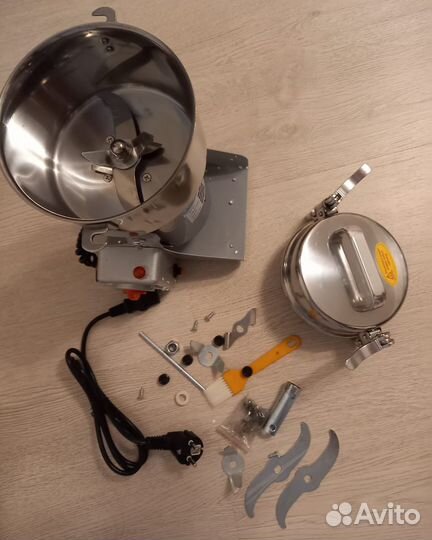 Мельница измельчитель миксер кофемолка