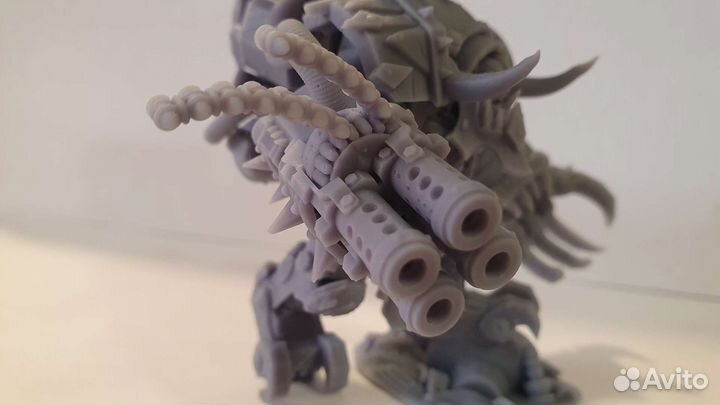 Warhammer 40k ork warboss миниатюра Варбосс