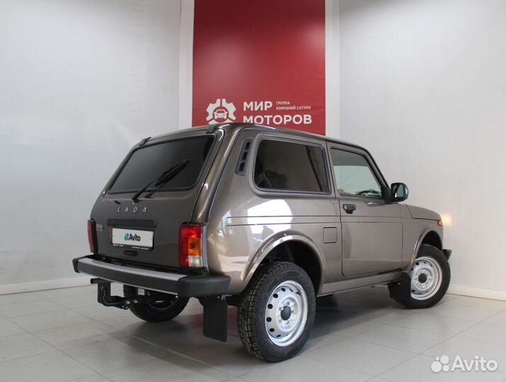 ВАЗ Niva Legend 1.7 МТ, 2022, 923 км