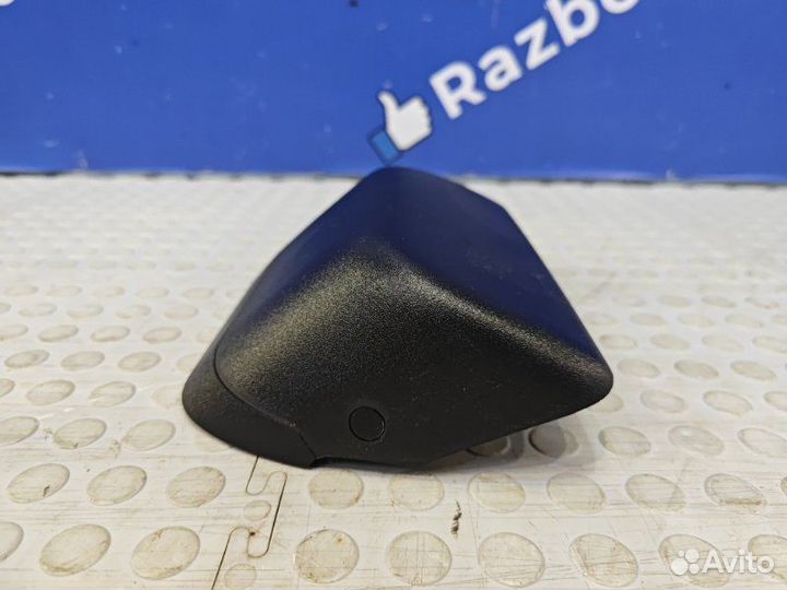 Стоп-сигнал Nissan Terrano