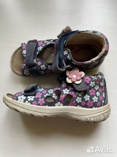 Сандалии для девочки