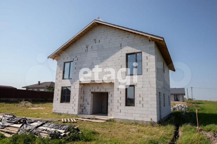 Дом 219,6 м² на участке 10,5 сот.