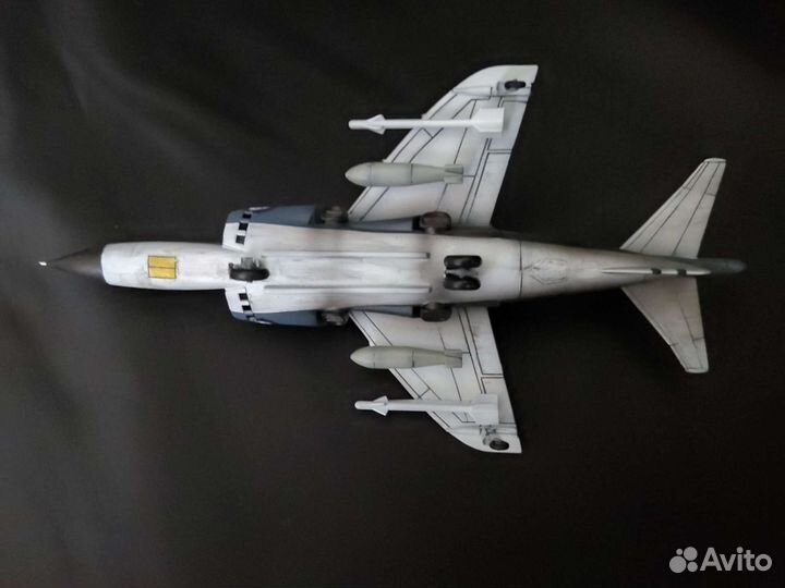 Модель самолета harrier