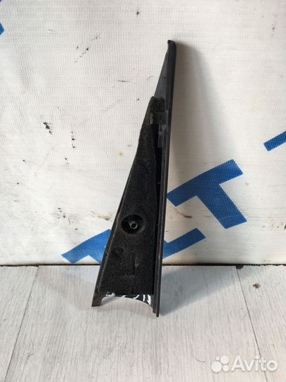 Уголок двери внутренний volkswagen touareg I рест