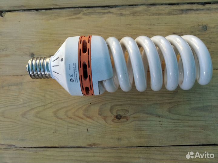 Лампа энергосберегающая