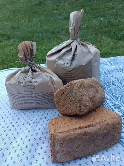 Мука на каменных жерновах цельнозерновая пшеничная