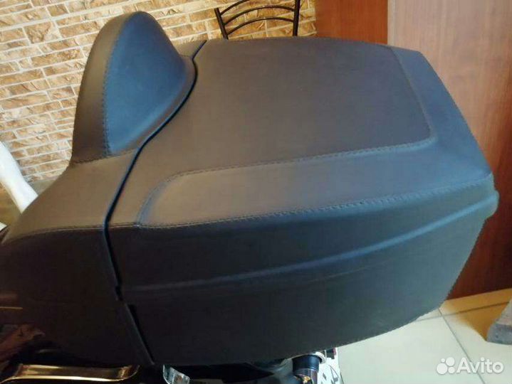 Кофр на мотоцикл