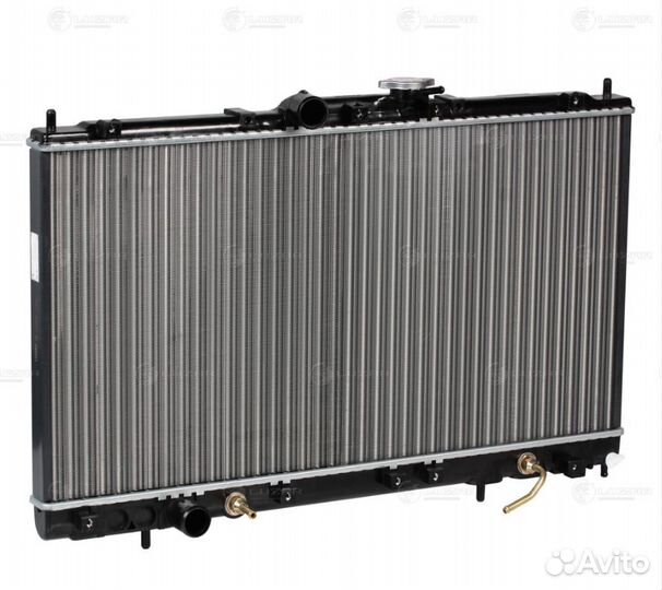 Mitsubishi Galant Радиатор