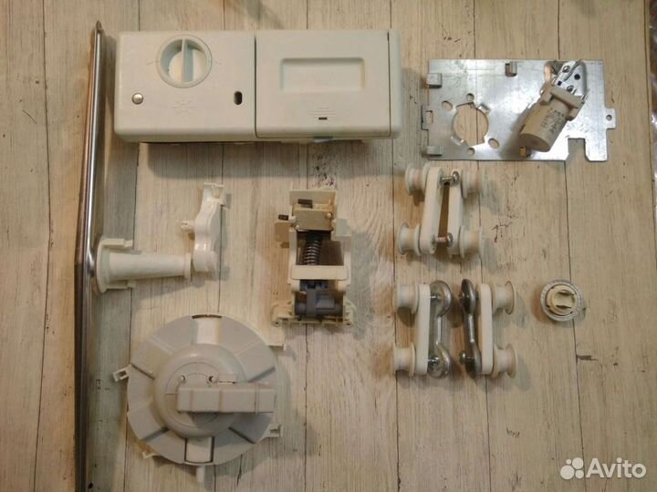 Запчасти пмм Whirlpool ADG758