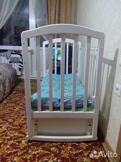 Кровать-качалка