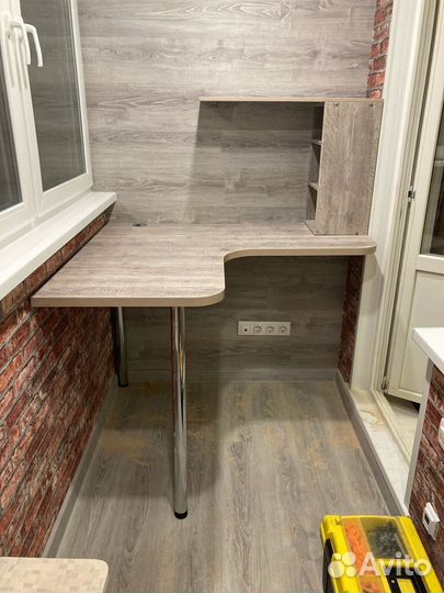 Рабочая зона на балкон