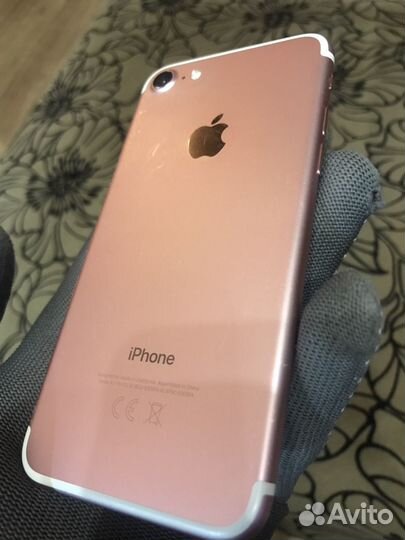 iPhone 7, 32 ГБ