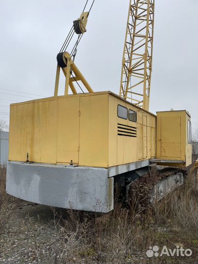 Гусеничный кран ЧМЗ ДЭК-251, 1988