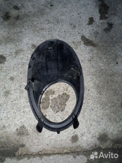 Nissan Qashqai G10 накладка птф правая