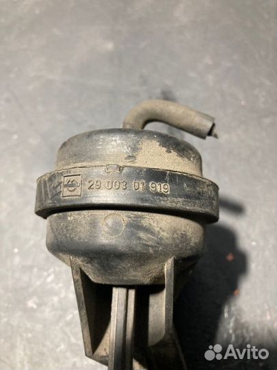 Клапан впускной Audi A6 C5 2.4 2003