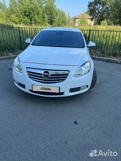 Opel Insignia 2.0 AT, 2012, 142 000 км