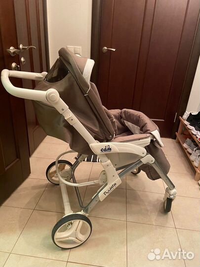 Прогулочная коляска cam