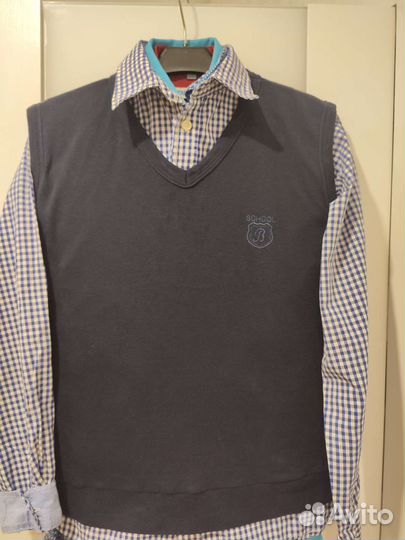 Жилет и рубашки 5 шт