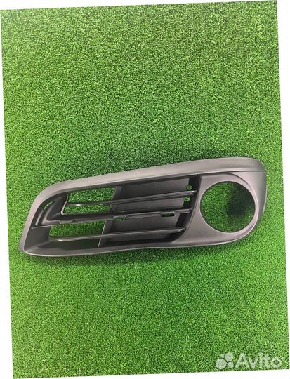 Накладка птф левая BMW 5 F10 13-17