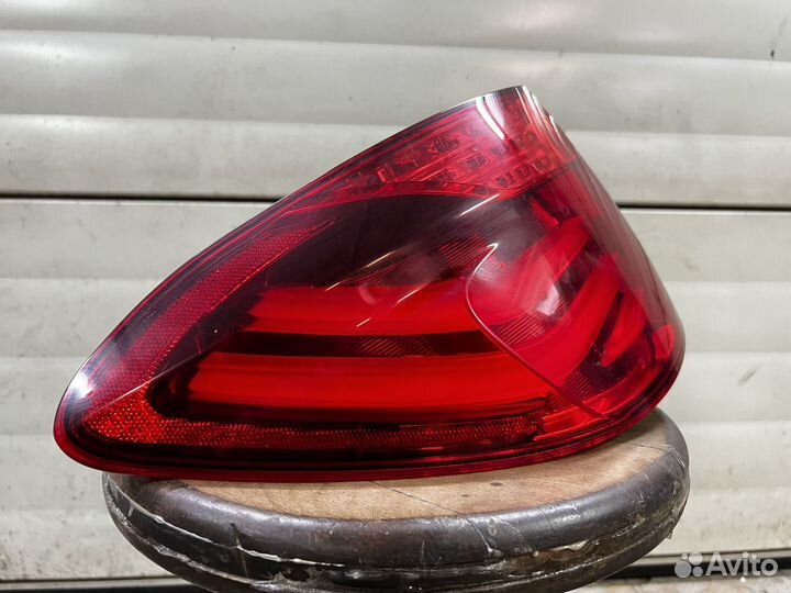 Фонарь задний