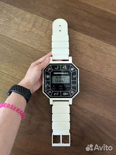 Часы Электроника 8-5 1992 год