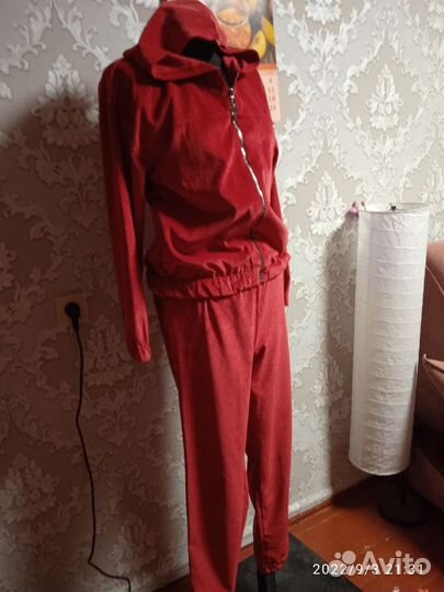 Одежда женская