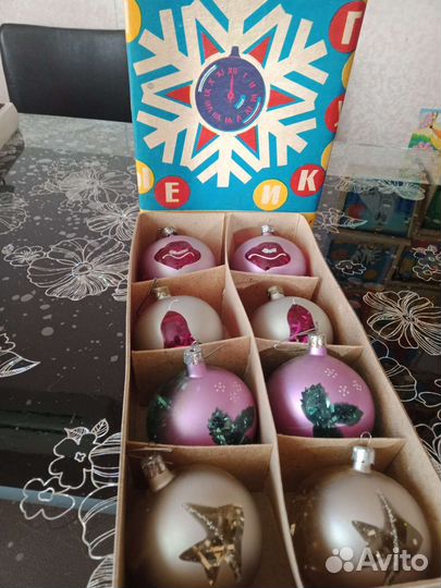 Елочные игрушки