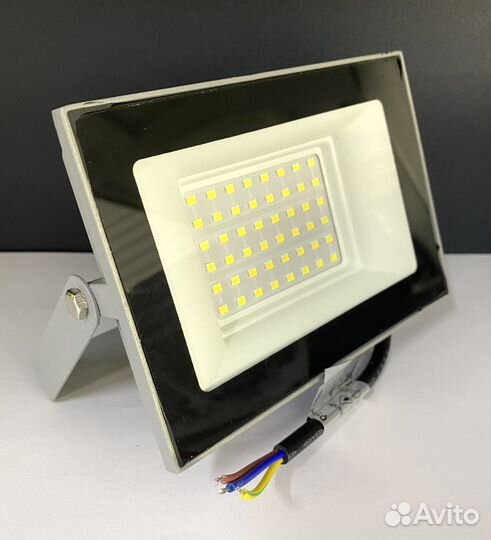 Прожектор светодиодный