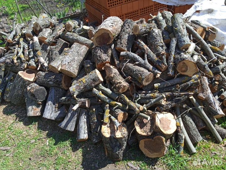 Дрова вишня,яблоня
