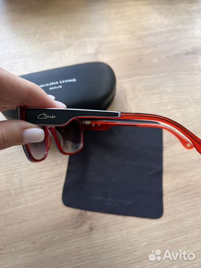 Солнцезащитные очки Carolina Lemke