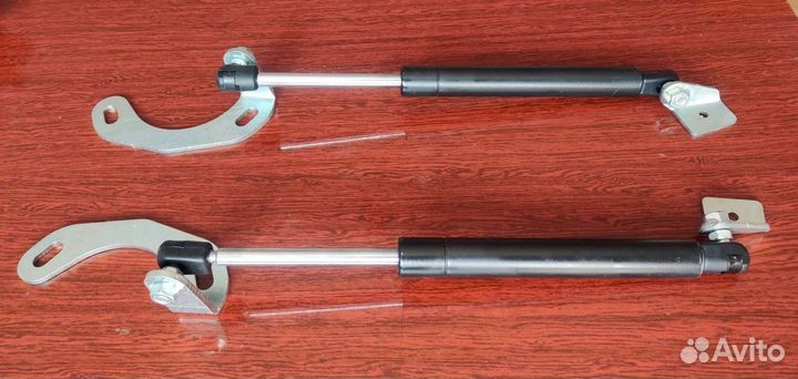 Газовые упоры капота LADA Vesta