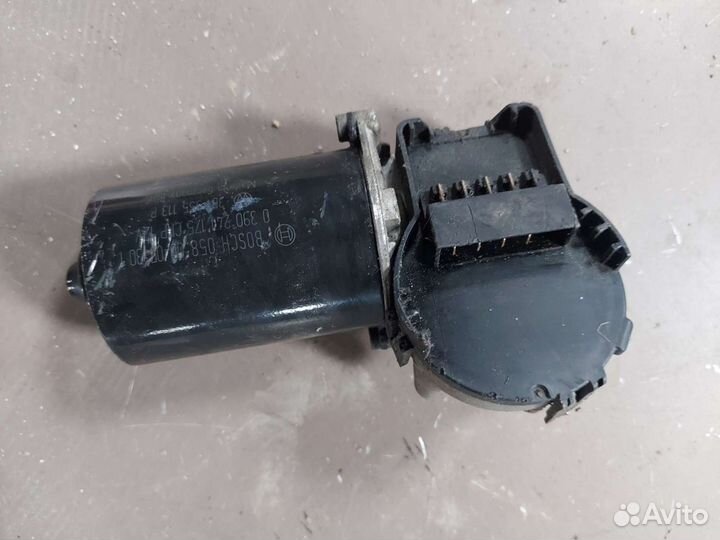 Моторчик дворников на Volkswagen Passat B5