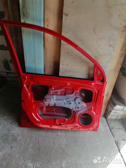 Левая дверь для KIA picanto