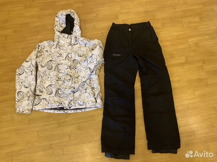 Куртка горнолыжная