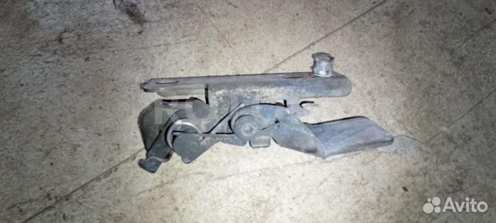 Замок капота DAF XF 105 2012