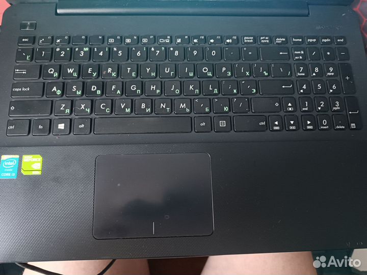 Ноутбук asus