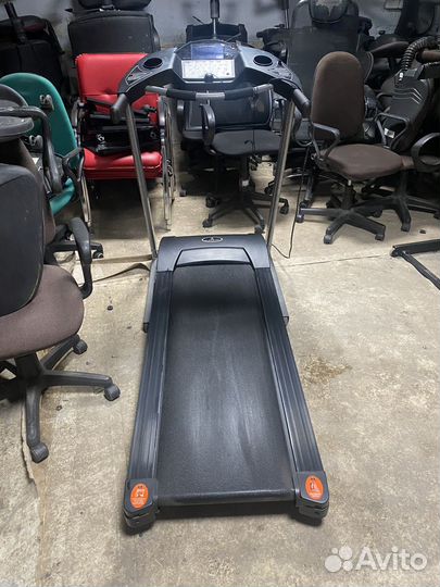 Беговая дорожка clear fit enjoy TM 5.25