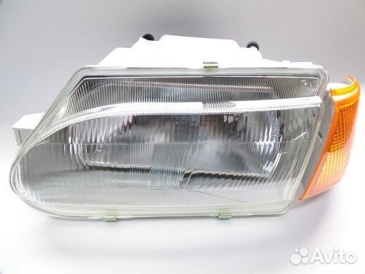 Фара ваз 2114-15 под кирж. левая с желым повторите
