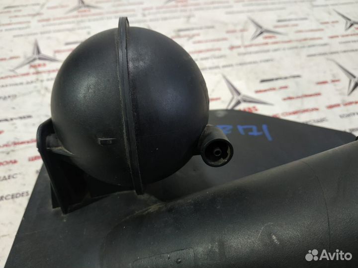 Корпус воздушного фильтра om612 w163 Mercedes