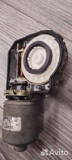 Моторчик стеклоочистителя touareg