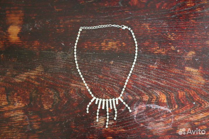 Короткое колье со стразами винтаж