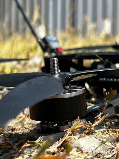 Дpон FPV пиpaнья 7 и 10 