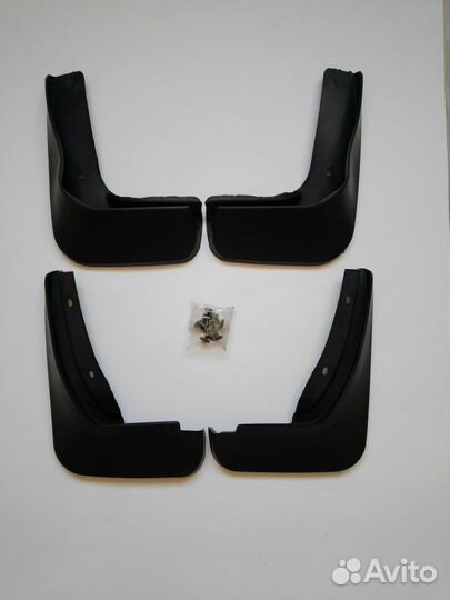 Брызговики на vw jetta6 MK6.A6 vento (новые)мягкие
