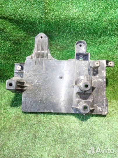 Площадка под аккумулятор Mitsubishi Colt Z34A 4A91