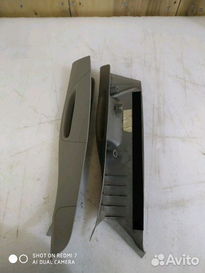 Обшивки стоек перед Jeep Commander xk