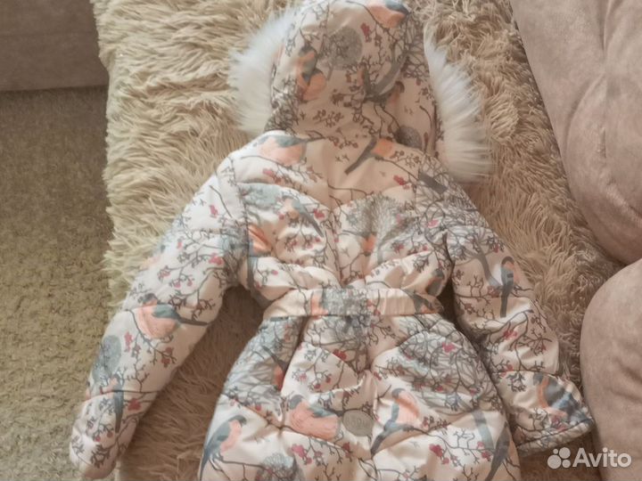 Куртка зимняя на девочку 104