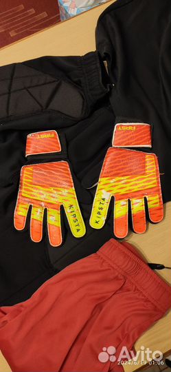 Футбольная вратарская форма для мальчика 146 152