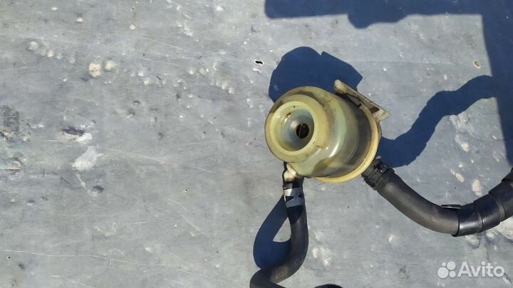 Бочек рулевой рейки